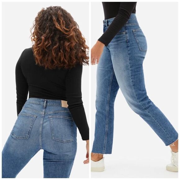 ✨The Curvy Cheeky® Straight Jeans✨ - Picture 2 of 7